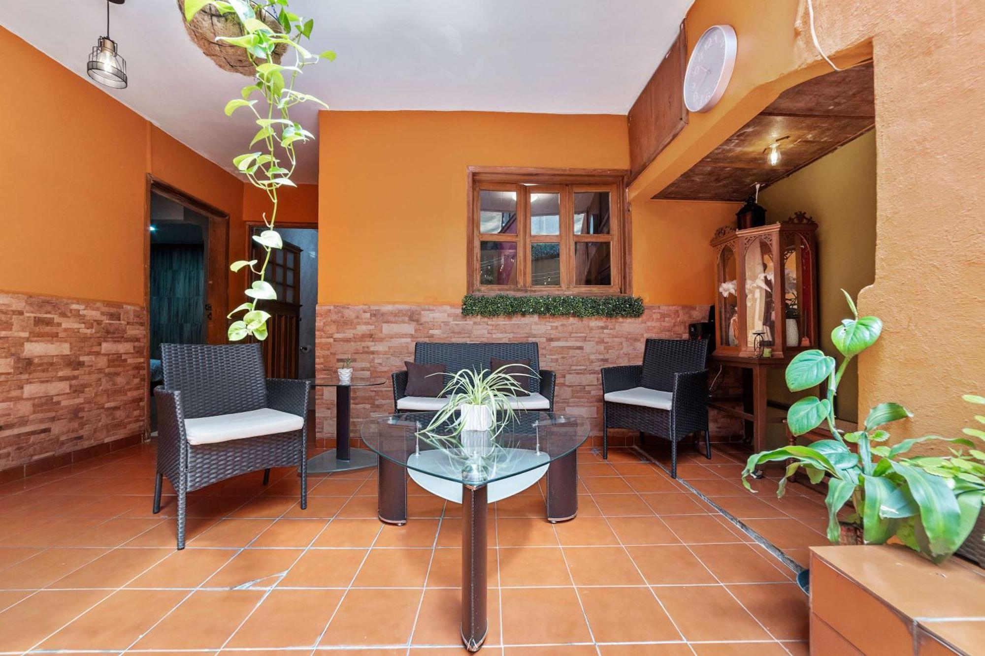 מקסיקו סיטי Charming 2-Bedroom Retreat In Lomas De Bezares מראה חיצוני תמונה