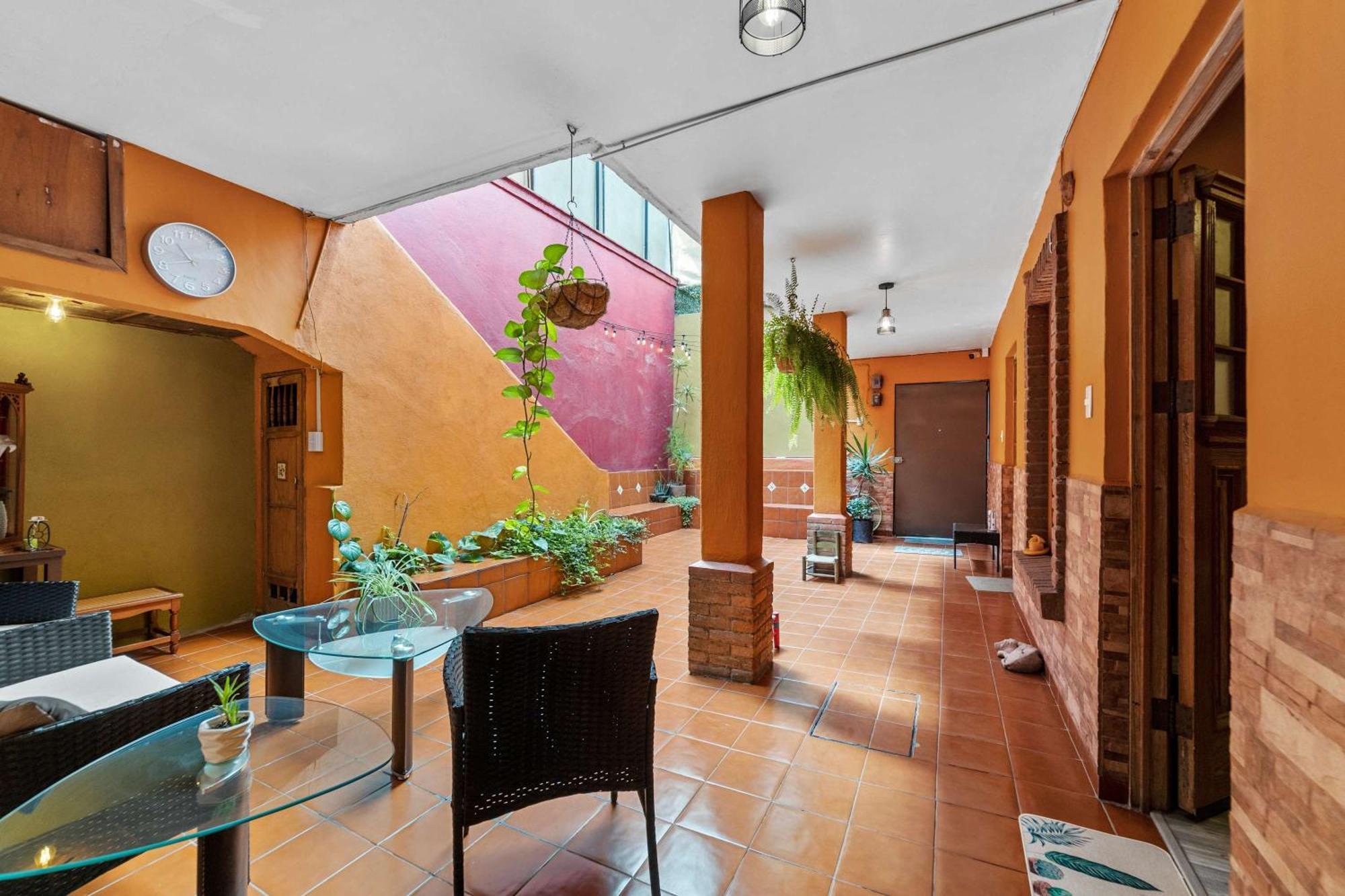 מקסיקו סיטי Charming 2-Bedroom Retreat In Lomas De Bezares מראה חיצוני תמונה